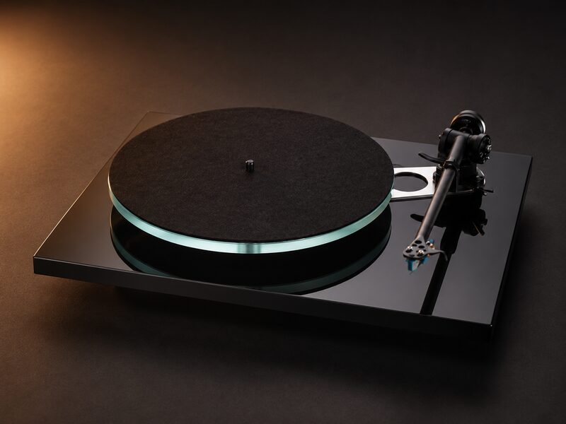 Rega Planar 3 turntable